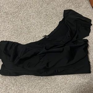 One shoulder ruffle swim top